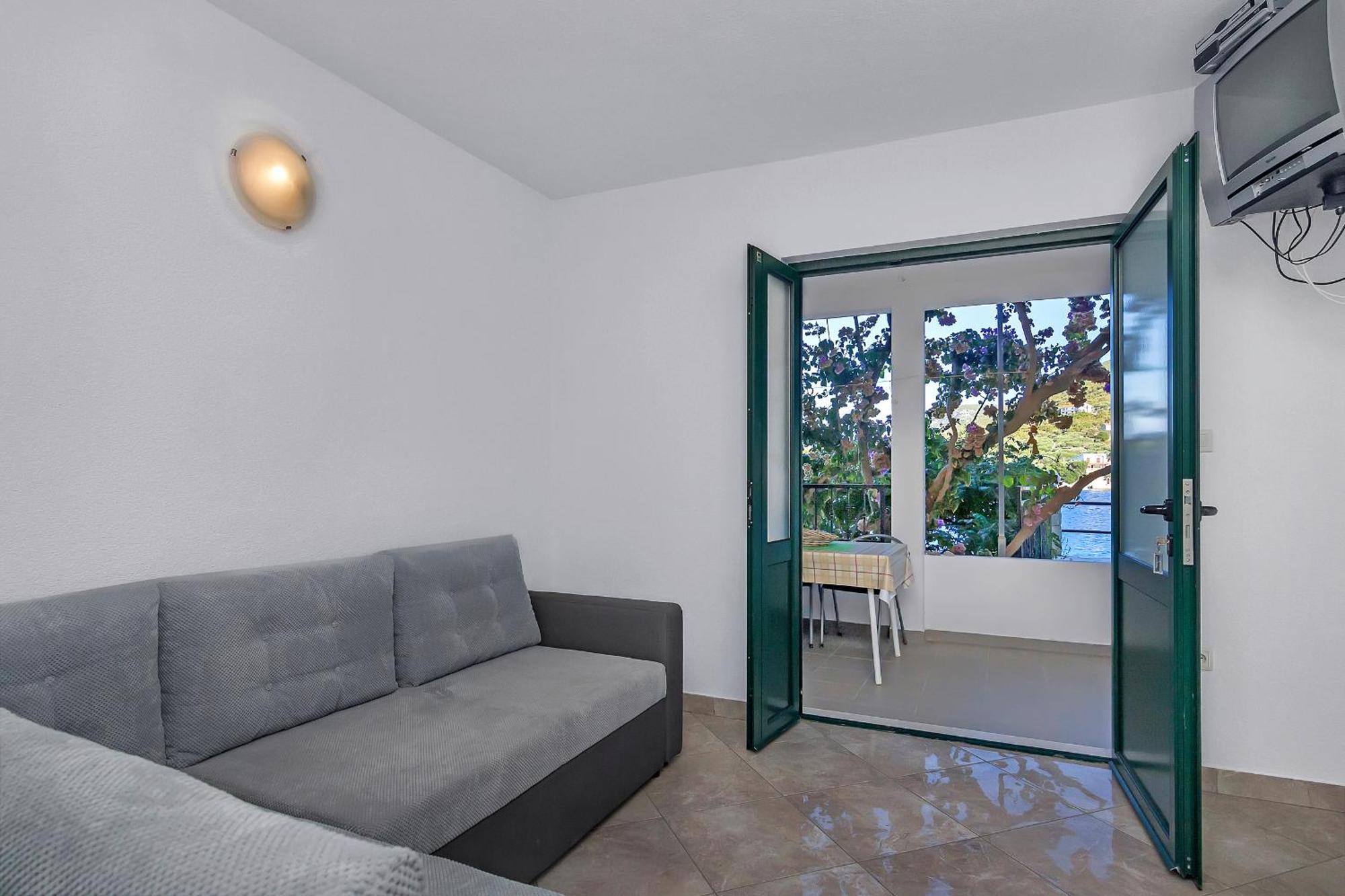 Apartmani Nikola Zastražišće Exterior foto